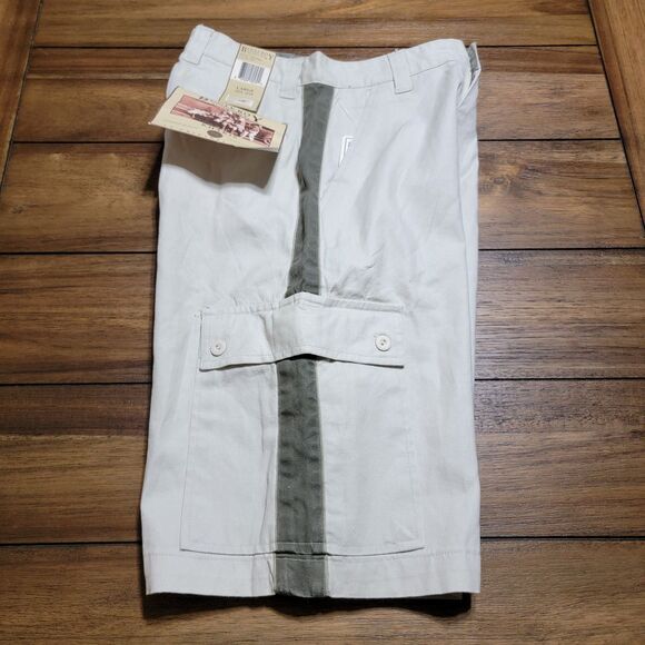 Bugle Boy Authentics Boys Khakis Cargo Shorts - Size Large (16-18) NWT - Picture 6 of 9